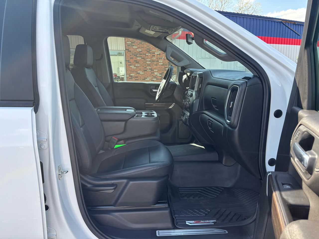 Chevrolet Silverado 2500HD 4WD Crew Cab 159" LT 2022