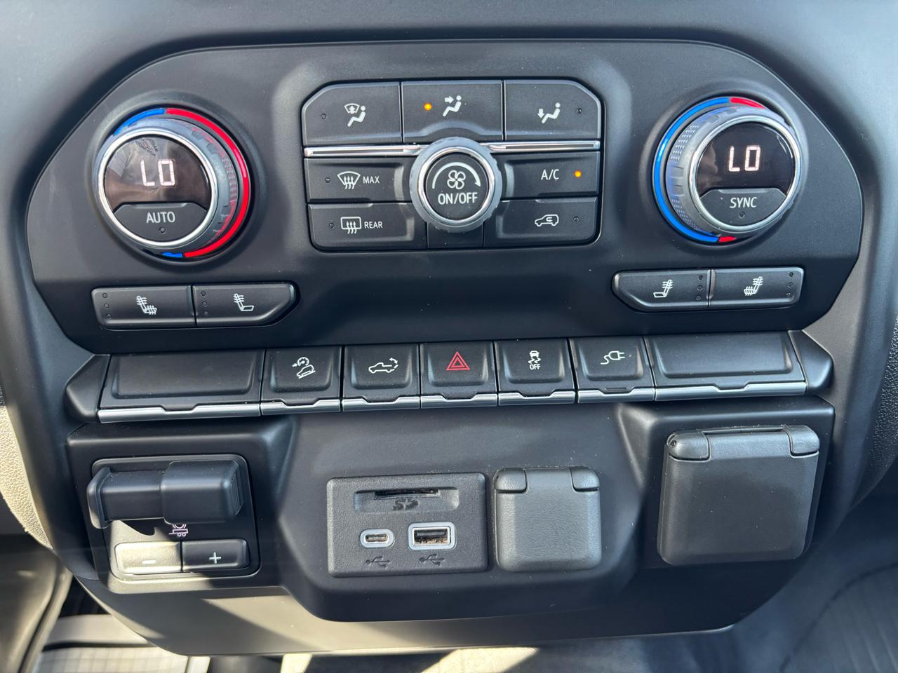 Chevrolet Silverado 2500HD 4WD Crew Cab 159" LT 2022