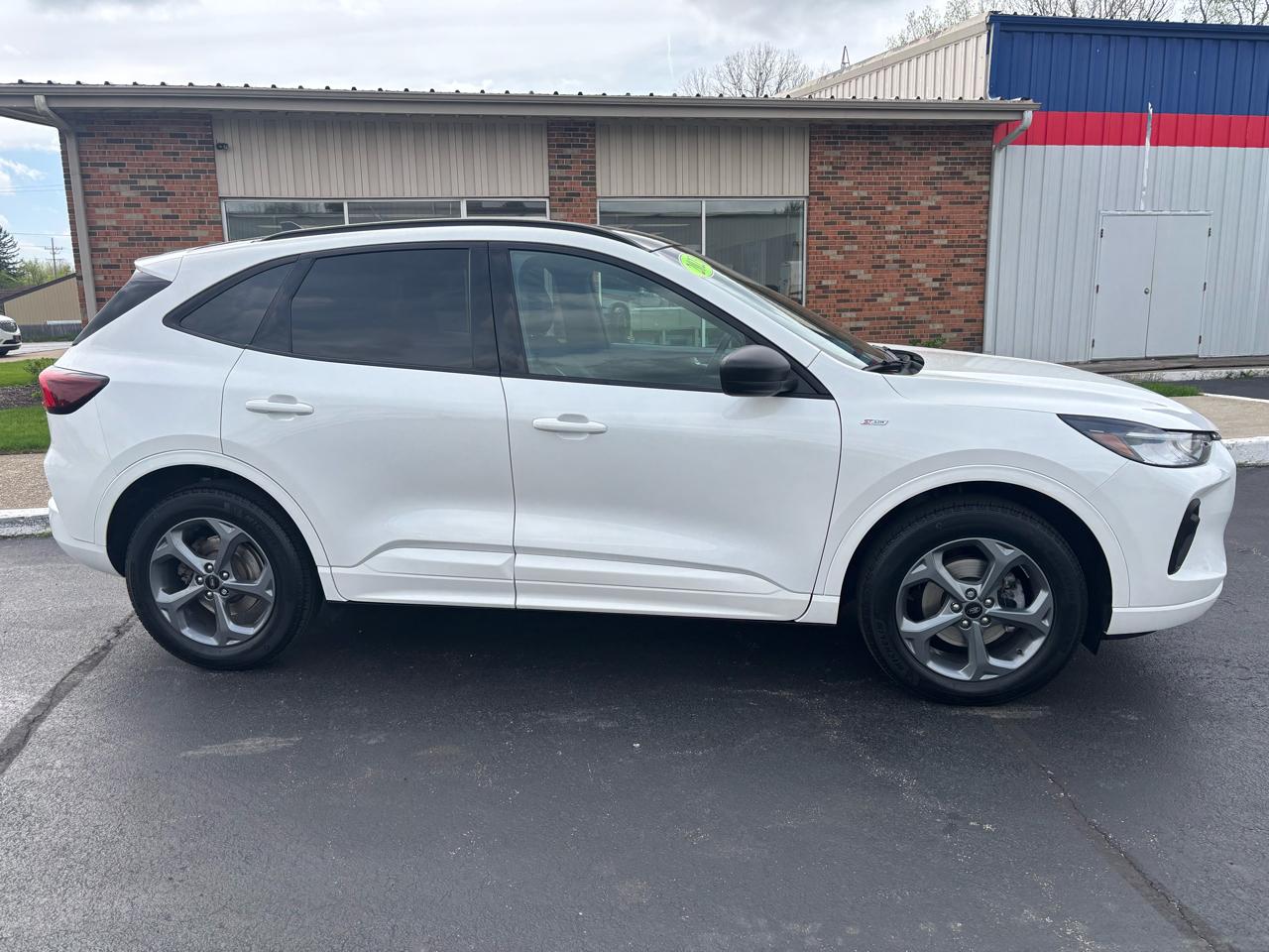 Ford Escape ST-Line AWD 2023