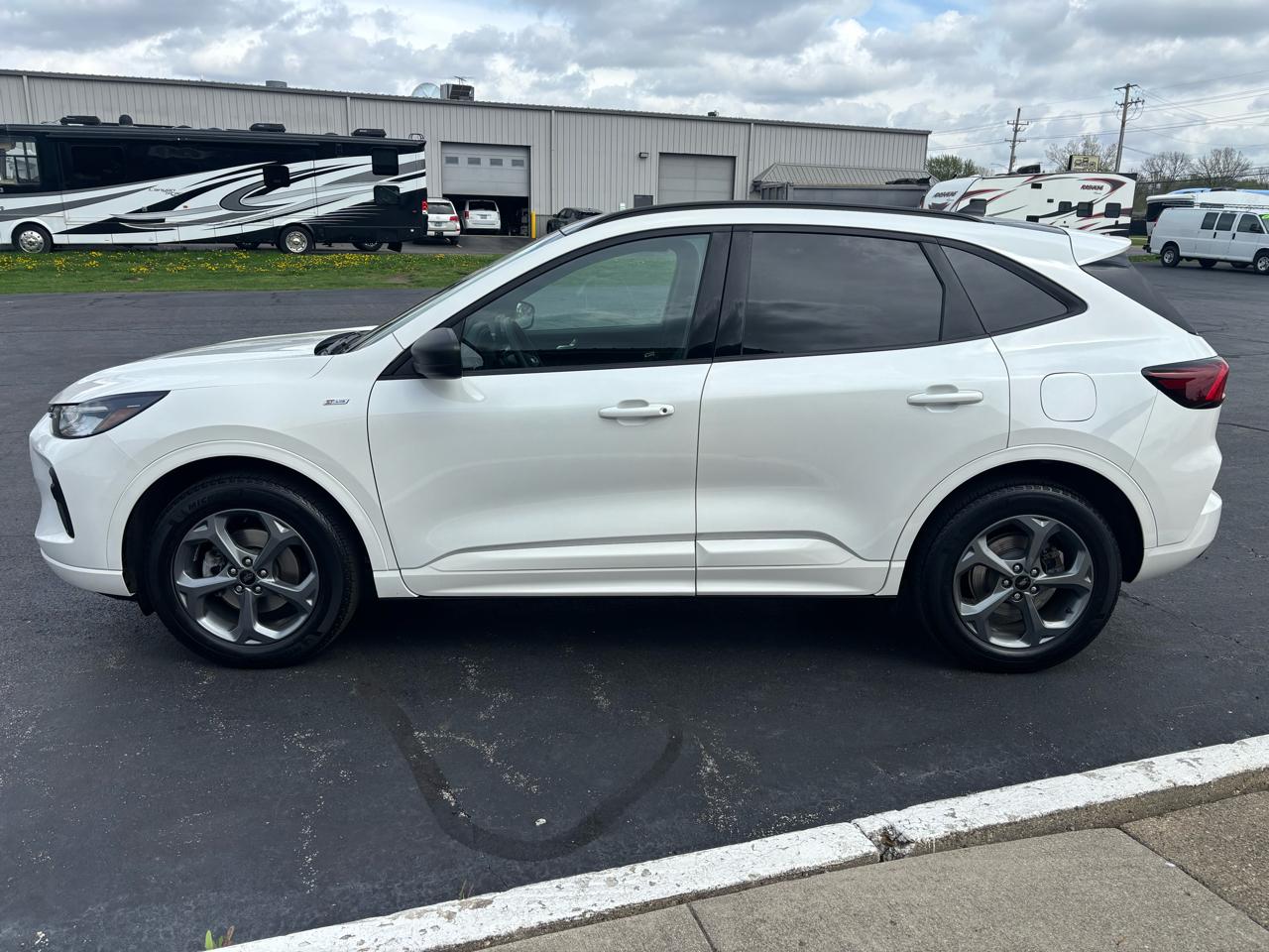 Ford Escape ST-Line AWD 2023