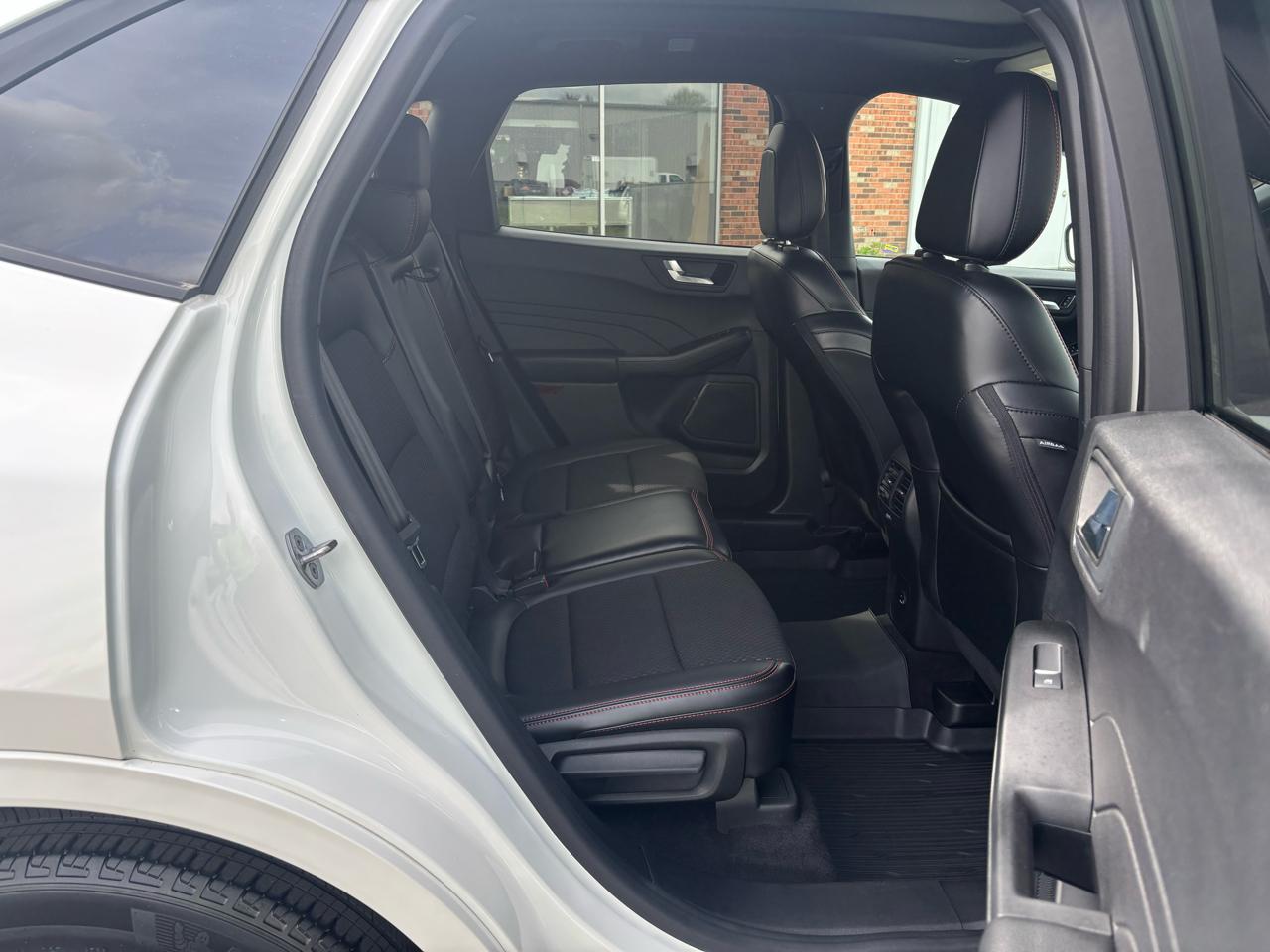 Ford Escape ST-Line AWD 2023