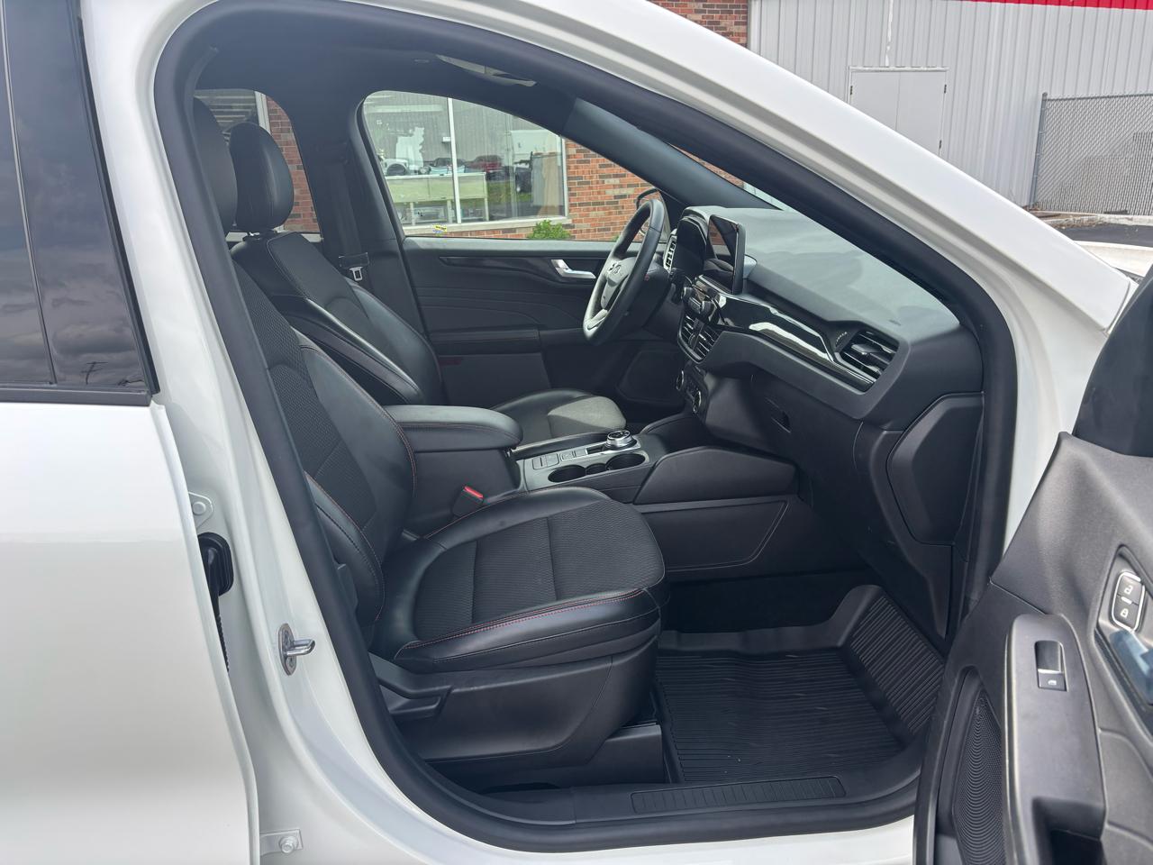 Ford Escape ST-Line AWD 2023