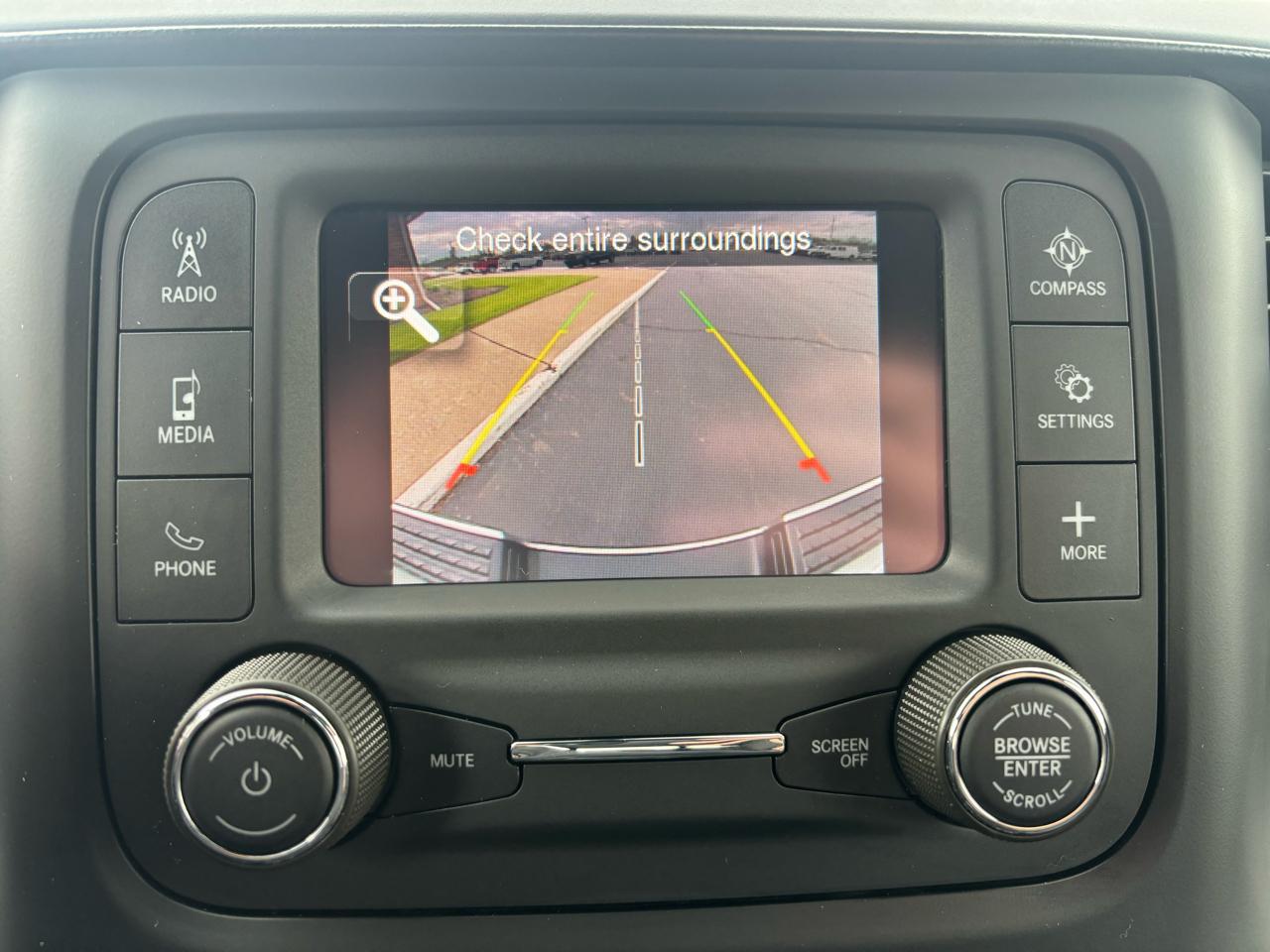 RAM 2500 Tradesman 4x4 Crew Cab 6'4" Box 2024