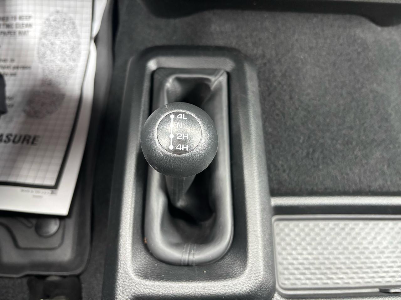 RAM 2500 Tradesman 4x4 Crew Cab 6'4" Box 2024