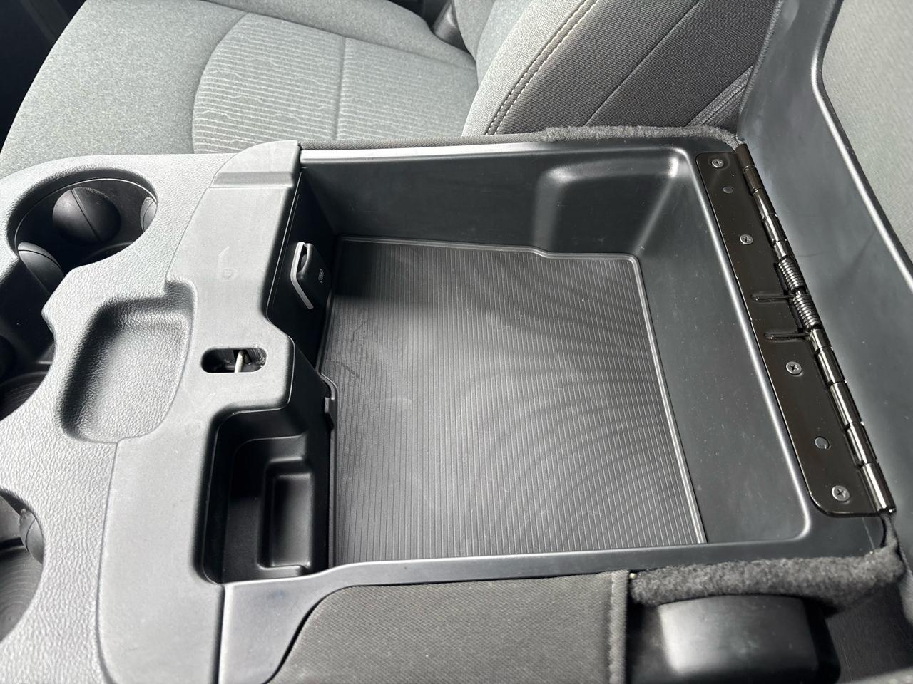 RAM 2500 Tradesman 4x4 Crew Cab 6'4" Box 2024