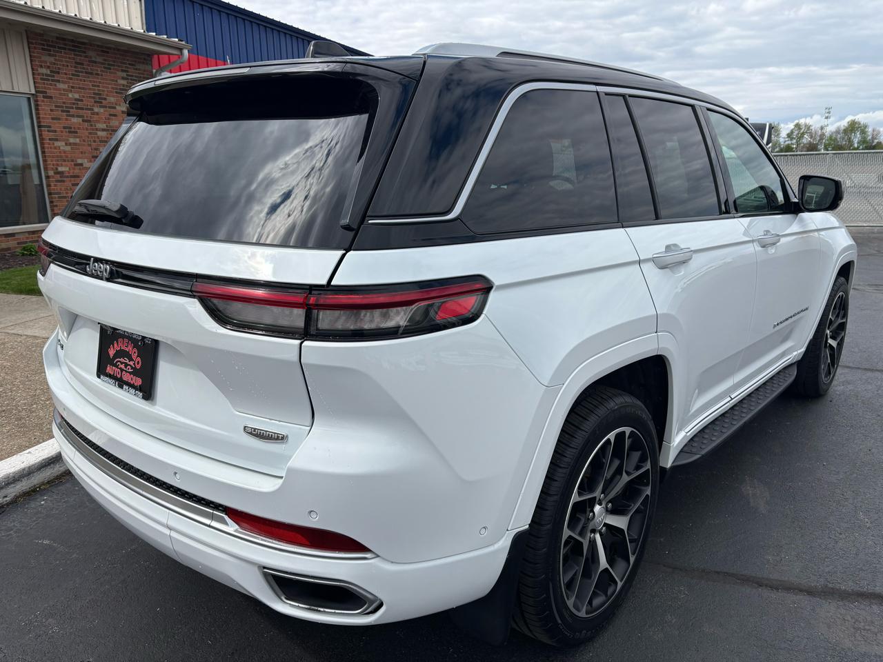 Jeep Grand Cherokee Summit Reserve 4x4 2023