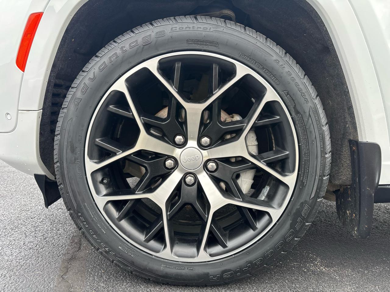 Jeep Grand Cherokee Summit Reserve 4x4 2023