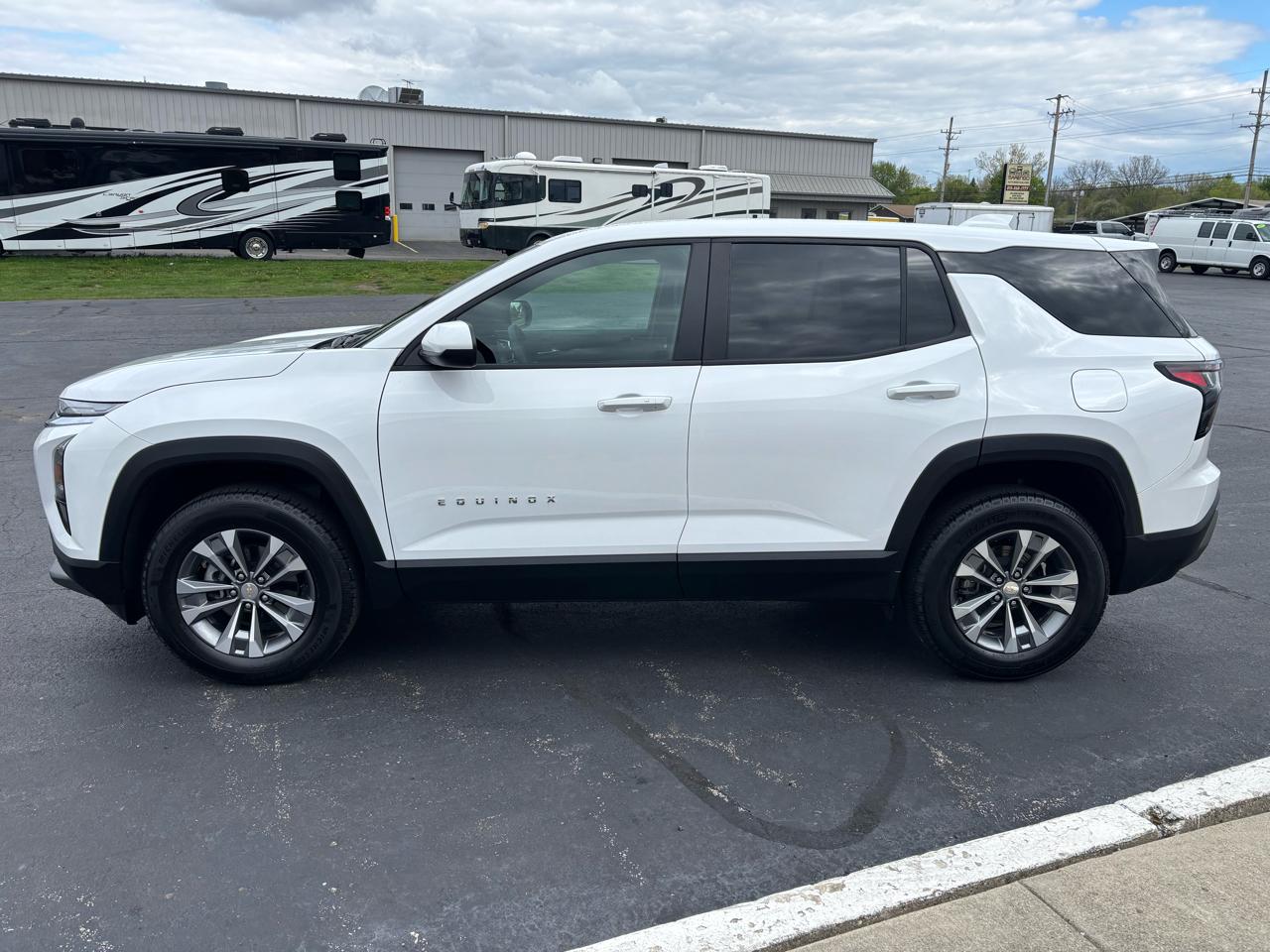 Chevrolet Equinox AWD 4dr LT w/2LT 2026