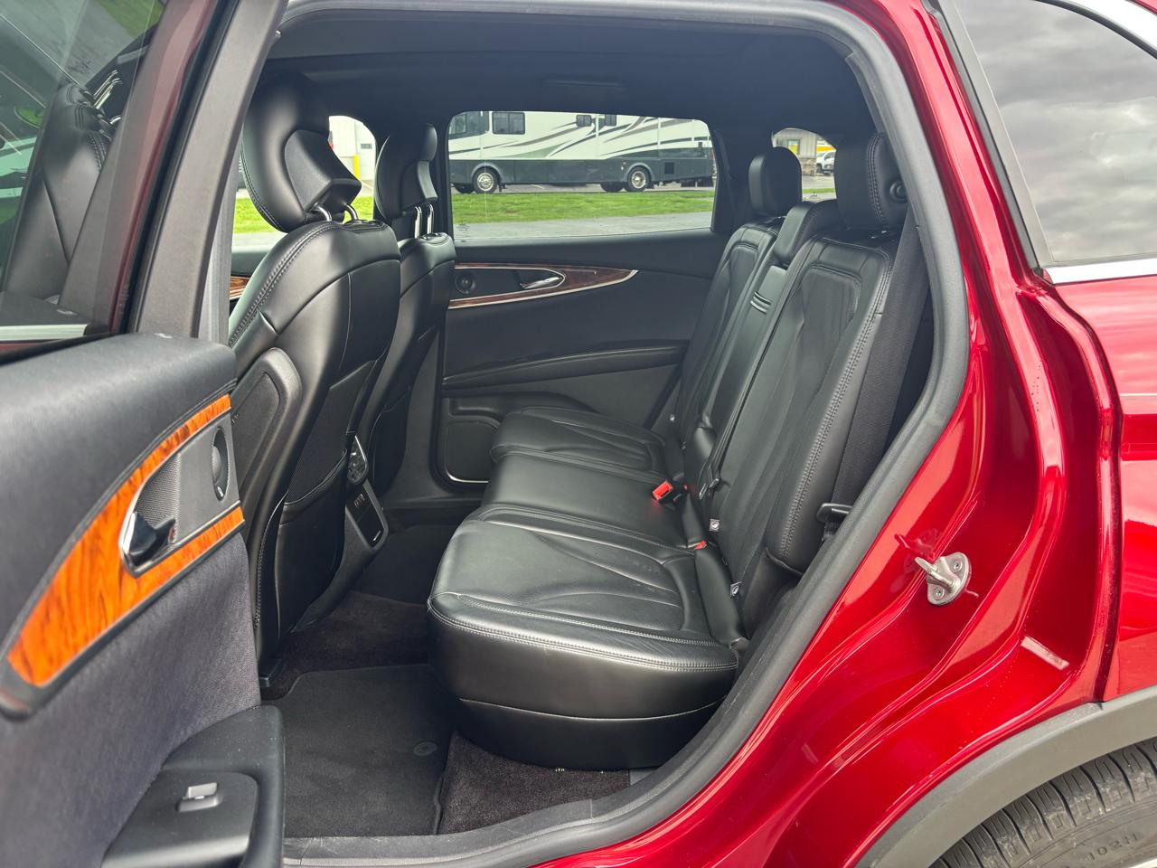 Lincoln MKX AWD 4dr Reserve 2016