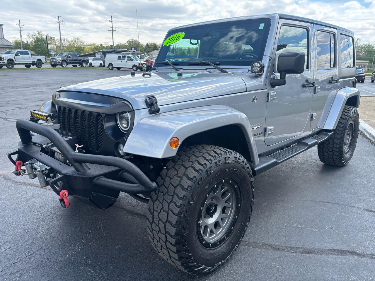 Jeep Wrangler Unlimited 4WD 4dr Sahara 2016
