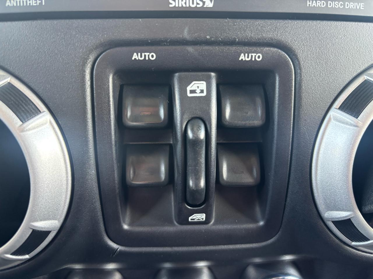 Jeep Wrangler Unlimited 4WD 4dr Sahara 2016