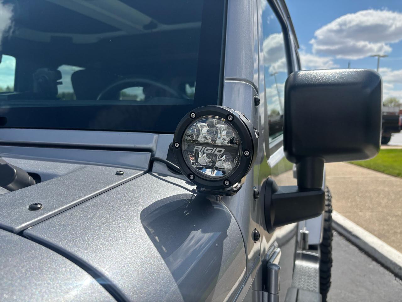 Jeep Wrangler Unlimited 4WD 4dr Sahara 2016