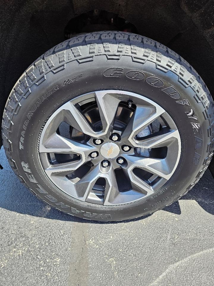 Chevrolet Silverado 1500 4WD Crew Cab 157" LT 2022