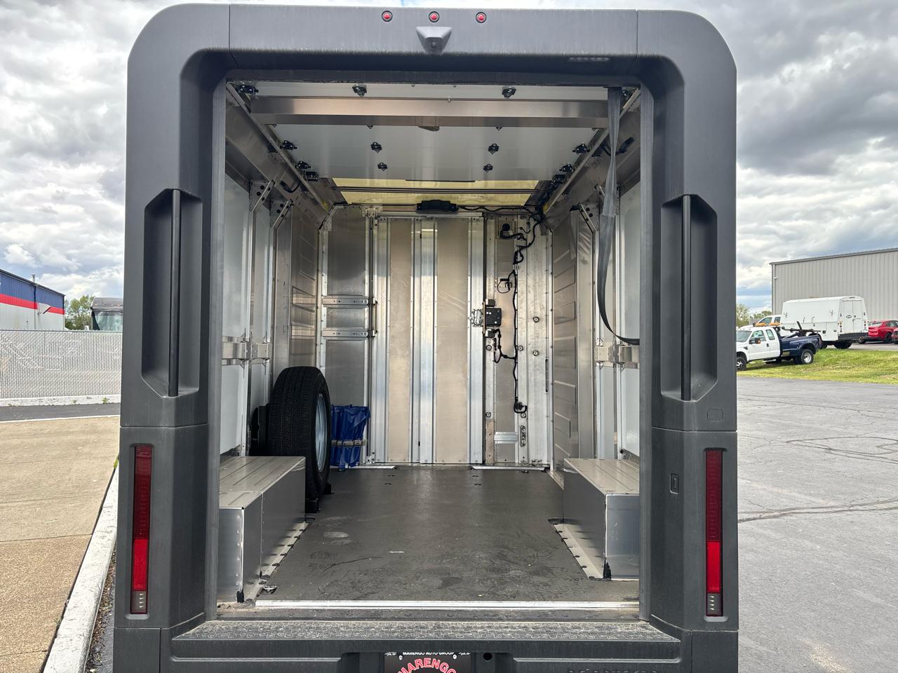 BrightDrop Zevo 400 eAWD 400 2024