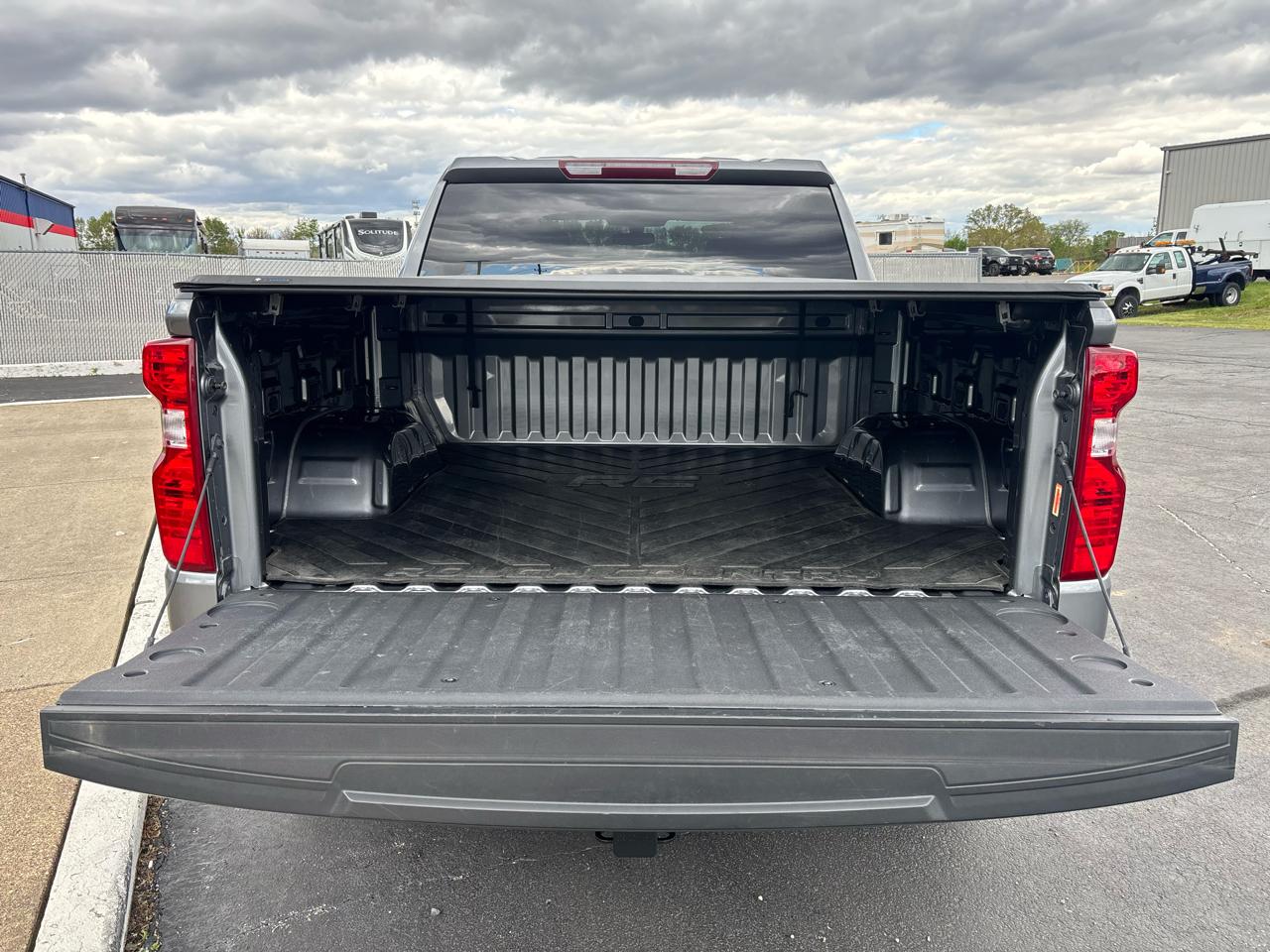 Chevrolet Silverado 1500 4WD Crew Cab 147" LT w/1LT 2021