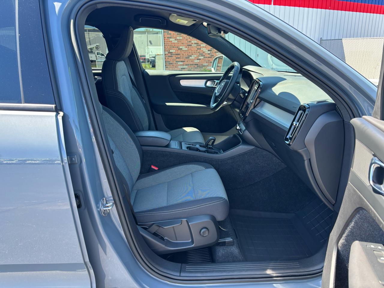 Volvo XC40 B5 AWD Core 2023