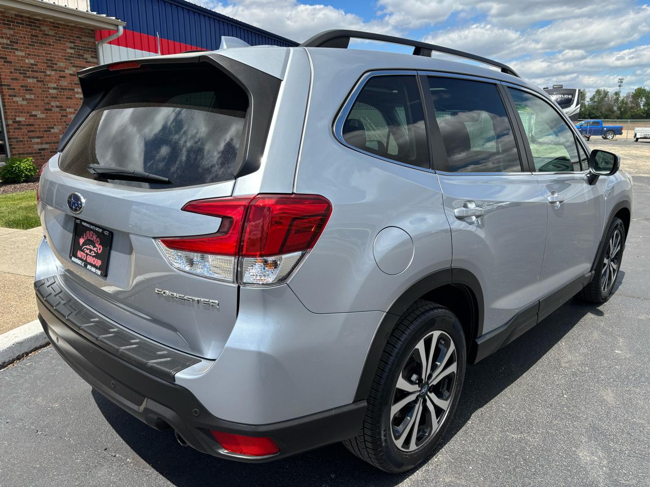 Subaru Forester Limited CVT 2021