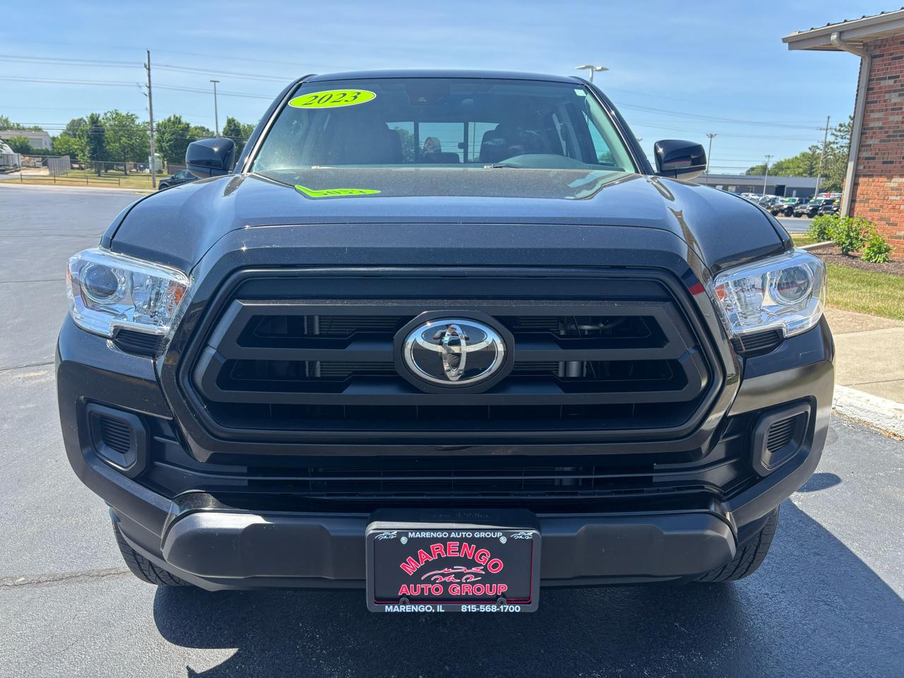 Toyota Tacoma 4WD SR Double Cab 5' Bed V6 AT (Natl) 2023