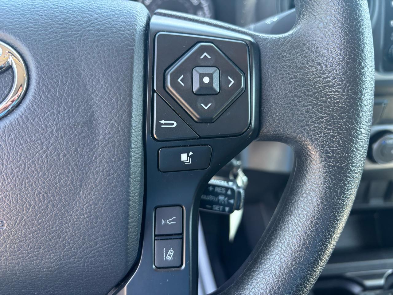 Toyota Tacoma 4WD SR Double Cab 5' Bed V6 AT (Natl) 2023