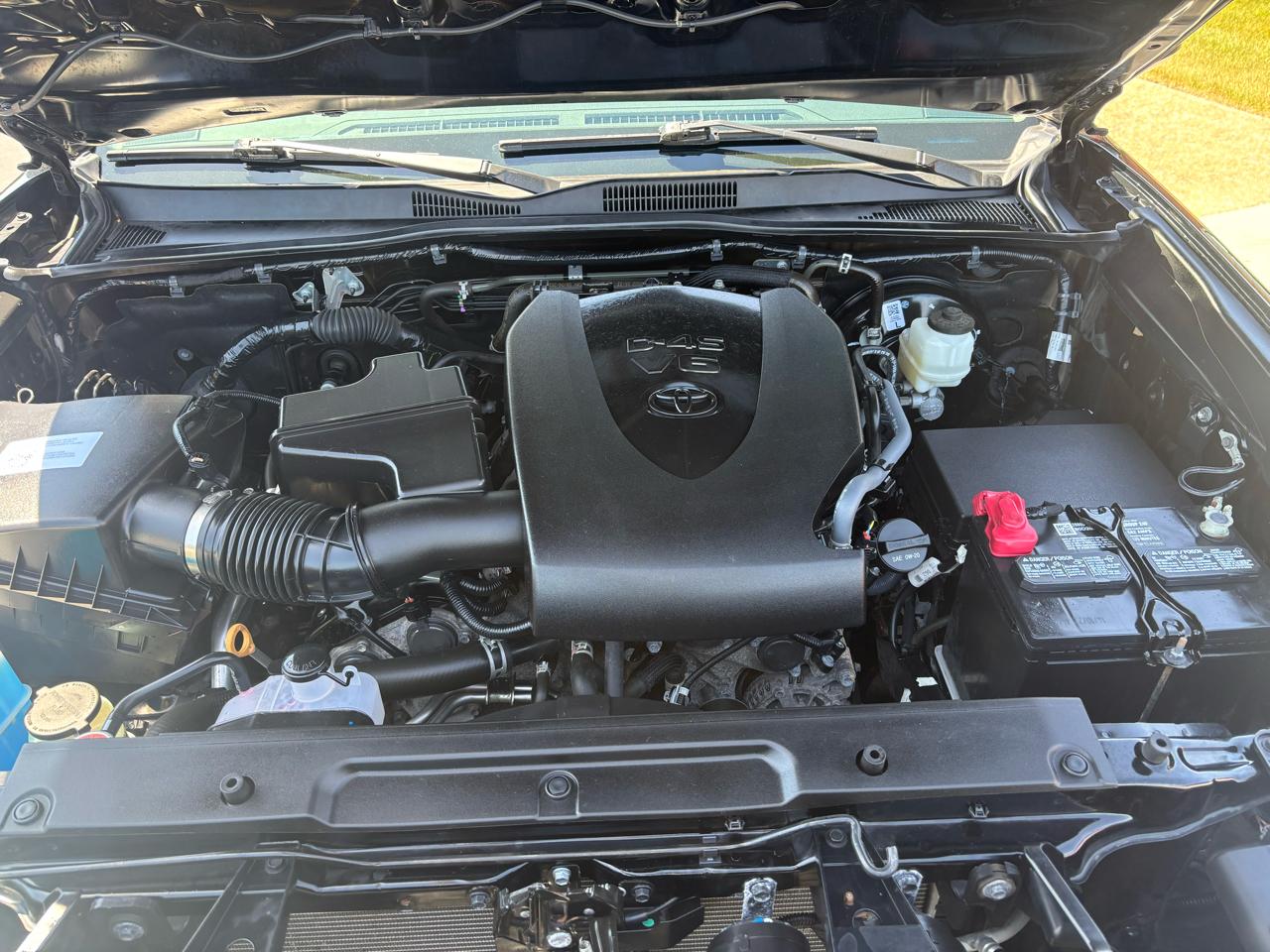 Toyota Tacoma 4WD SR Double Cab 5' Bed V6 AT (Natl) 2023