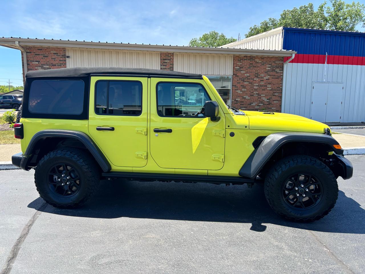 Jeep Wrangler 4xe Willys 4x4 2024