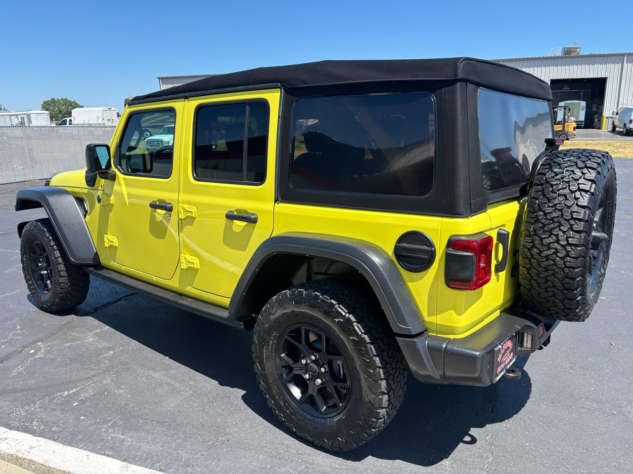 Jeep Wrangler 4xe Willys 4x4 2024