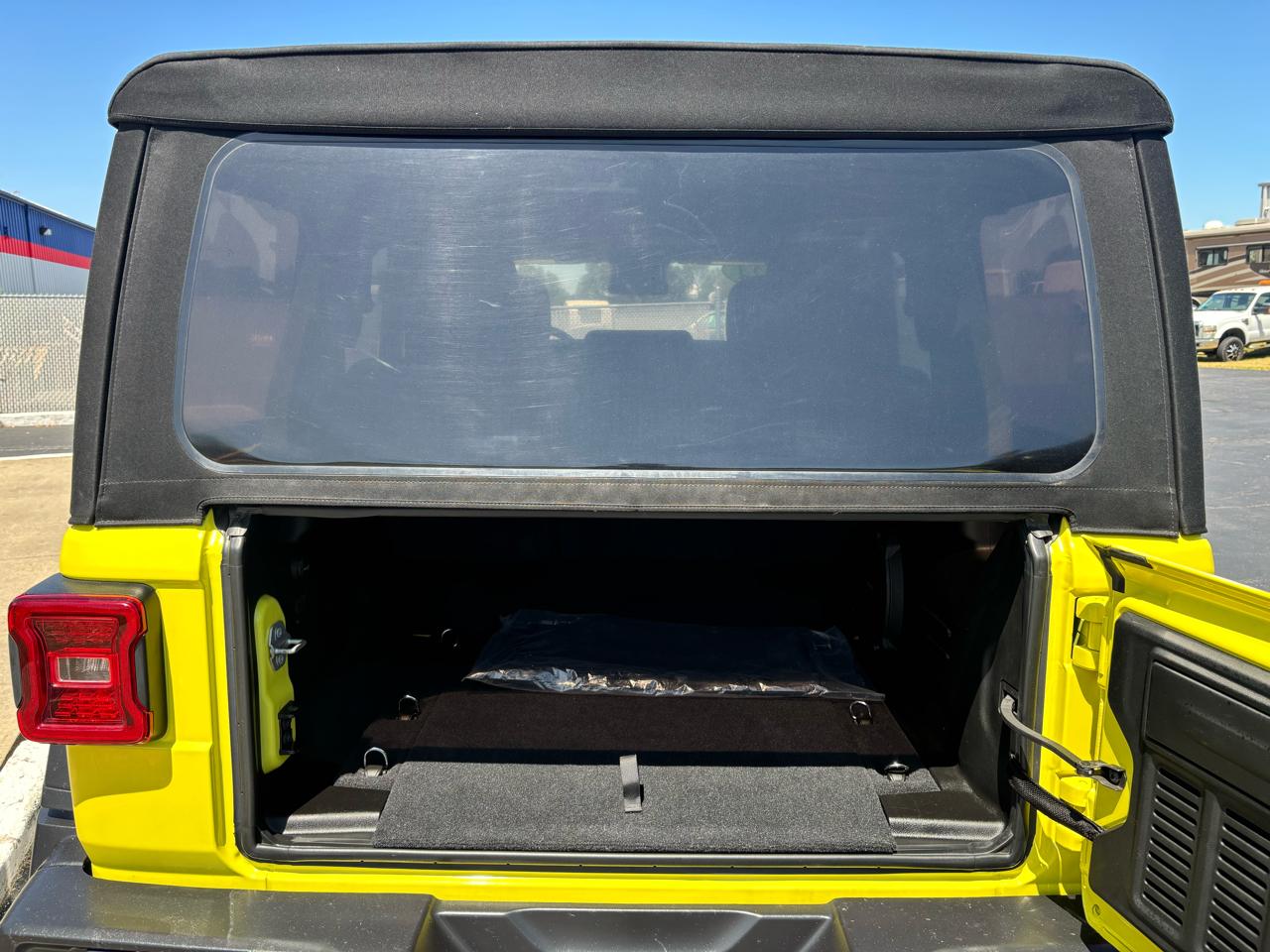 Jeep Wrangler 4xe Willys 4x4 2024