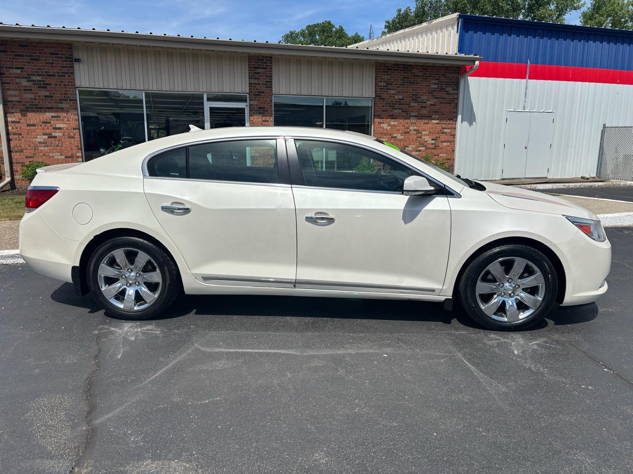 Buick LaCrosse 4dr Sdn Premium 2 FWD 2013