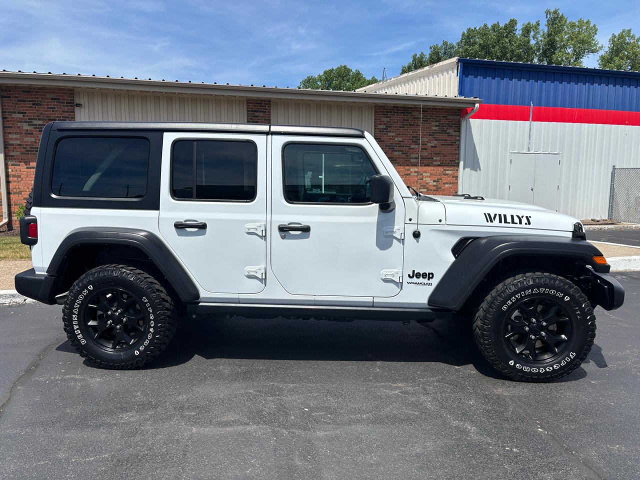 Jeep Wrangler Unlimited Willys 4x4 2022