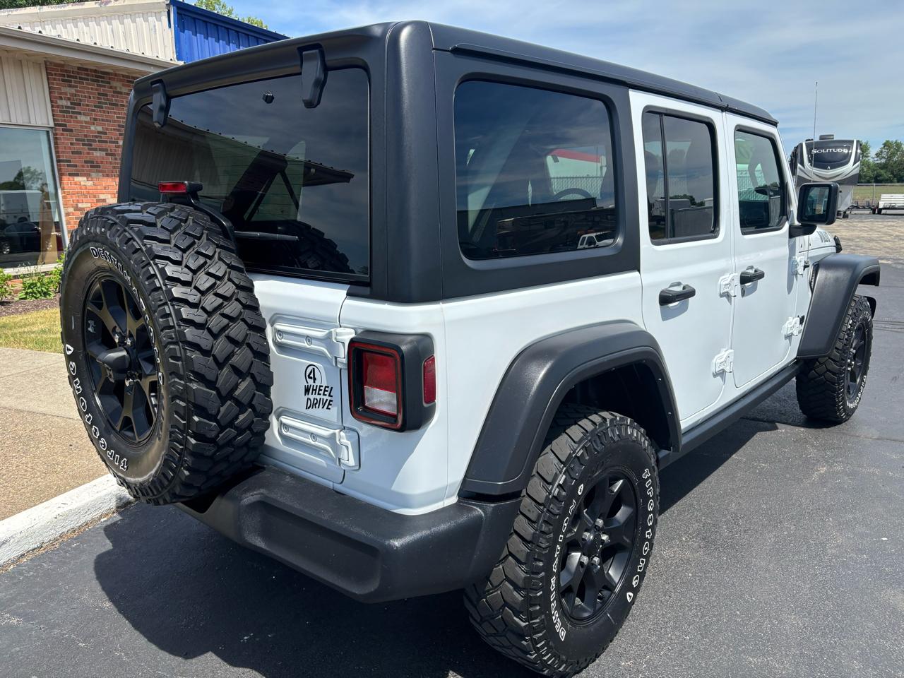 Jeep Wrangler Unlimited Willys 4x4 2022