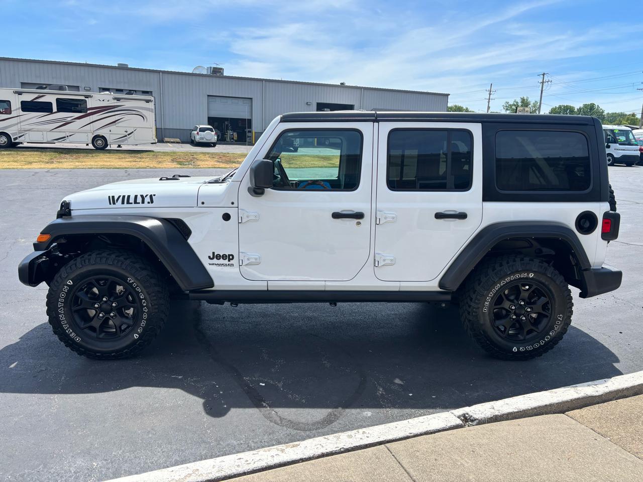 Jeep Wrangler Unlimited Willys 4x4 2022