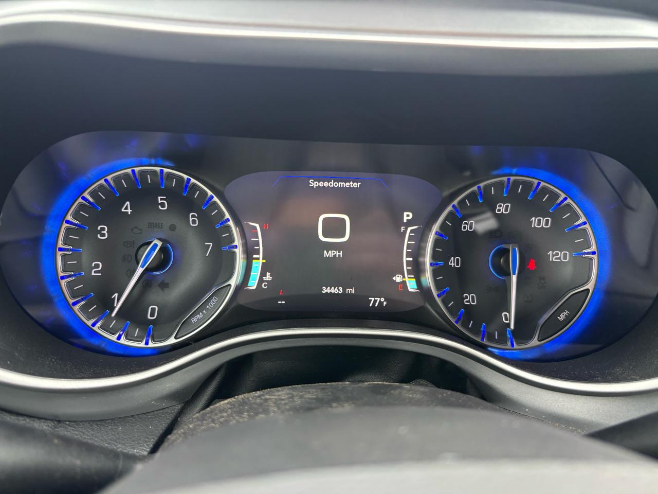 Chrysler Pacifica Touring L FWD 2023