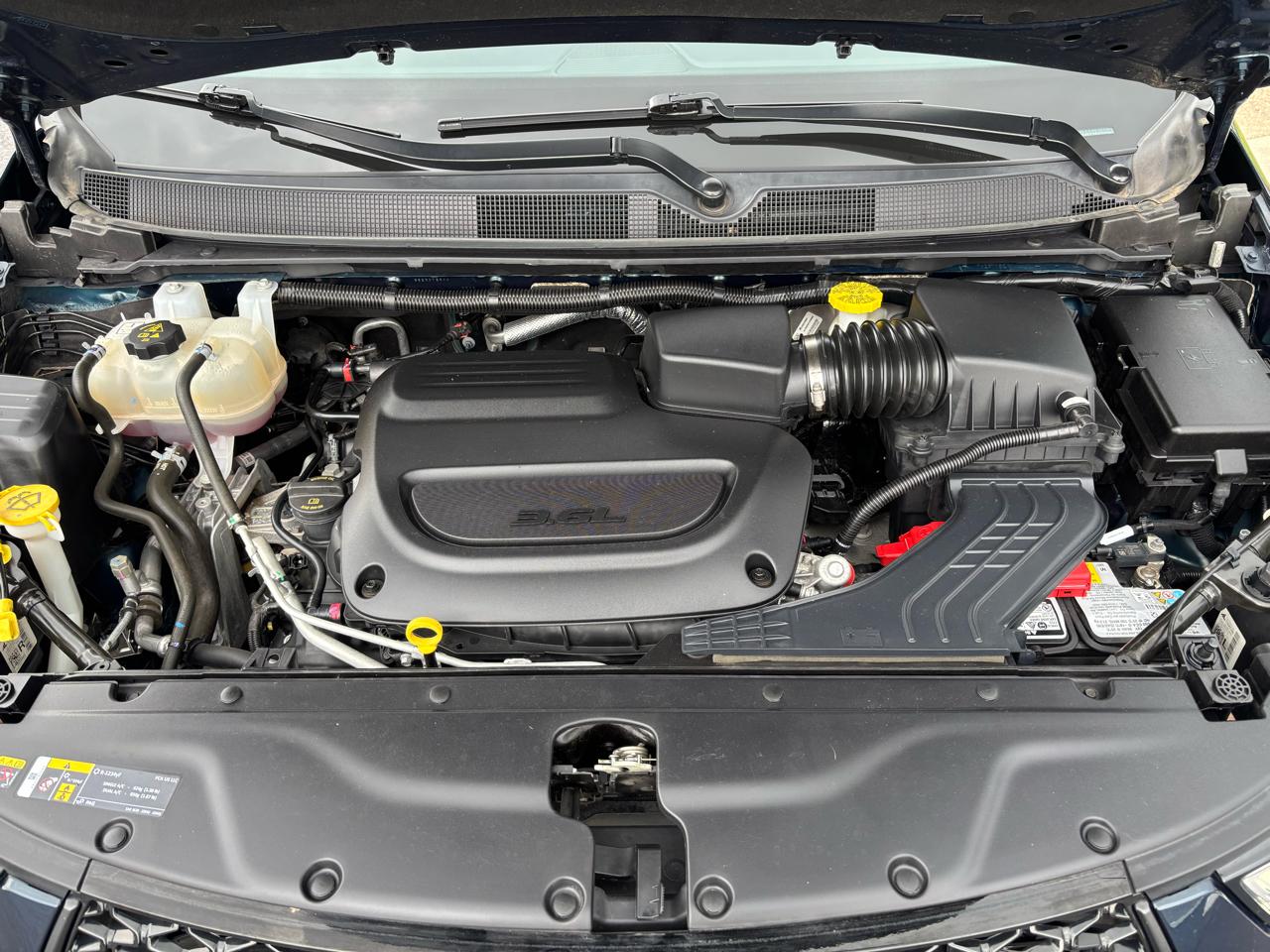 Chrysler Pacifica Touring L FWD 2023