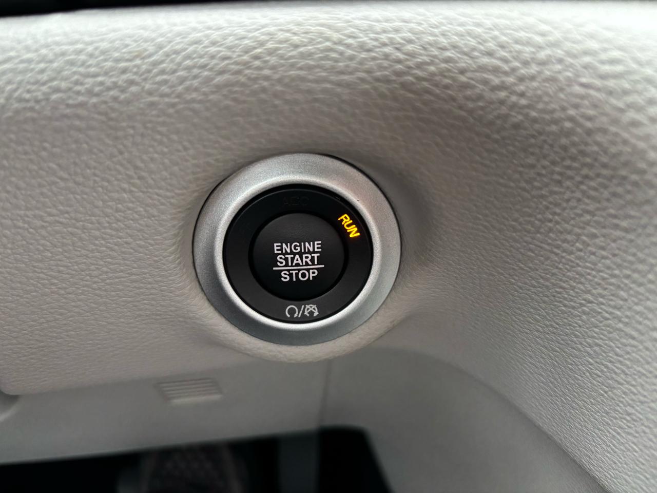 Chrysler Pacifica Touring L AWD 2023