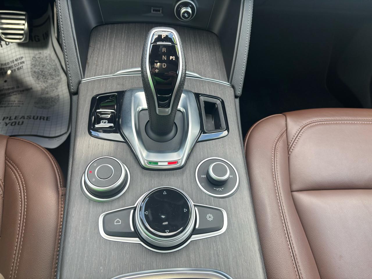 Alfa Romeo Stelvio Ti AWD 2023