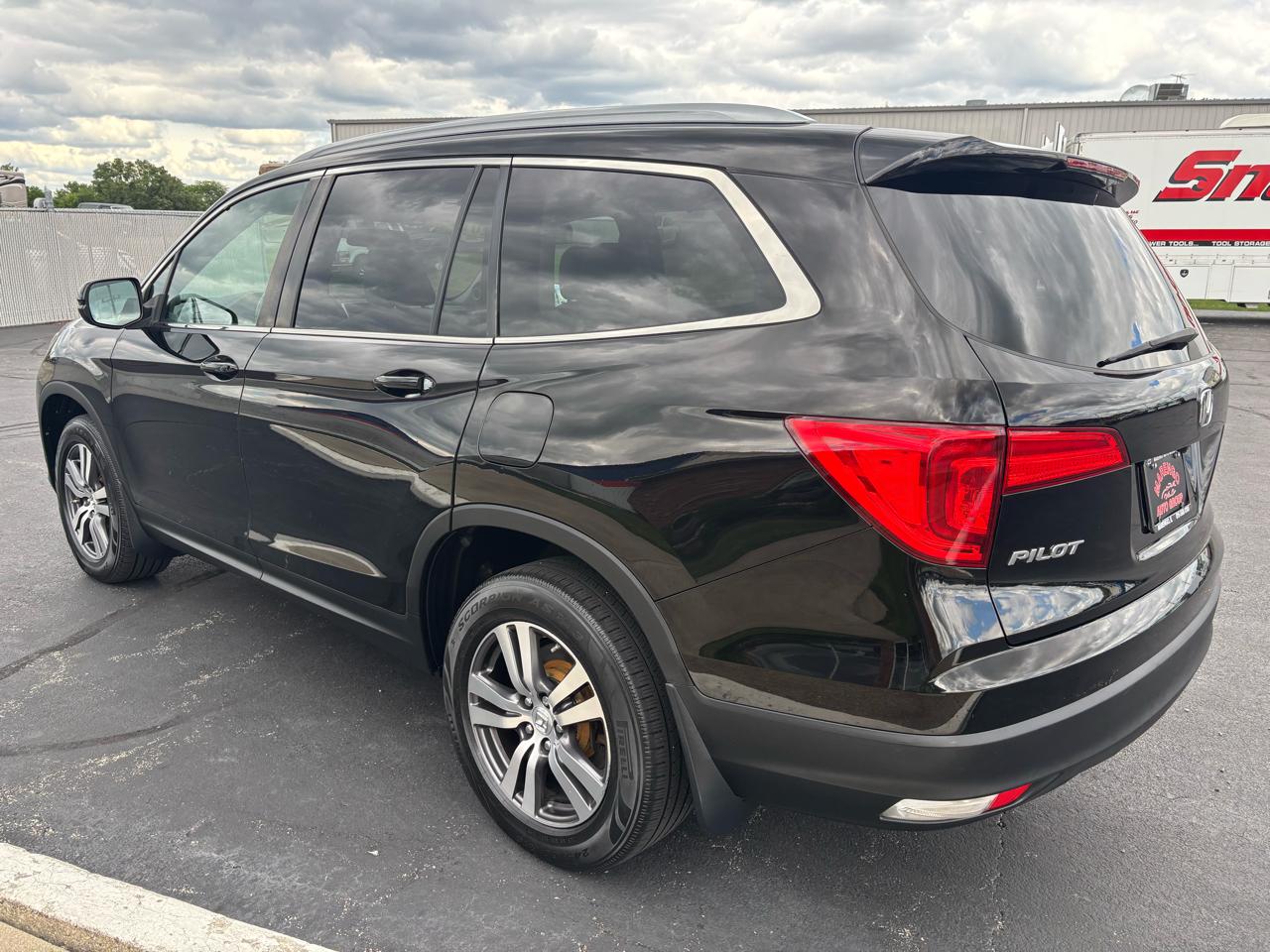 Honda Pilot AWD 4dr EX-L w/RES 2016