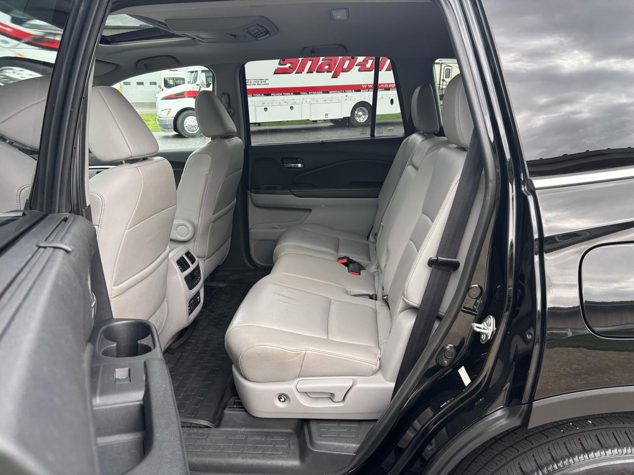 Honda Pilot AWD 4dr EX-L w/RES 2016