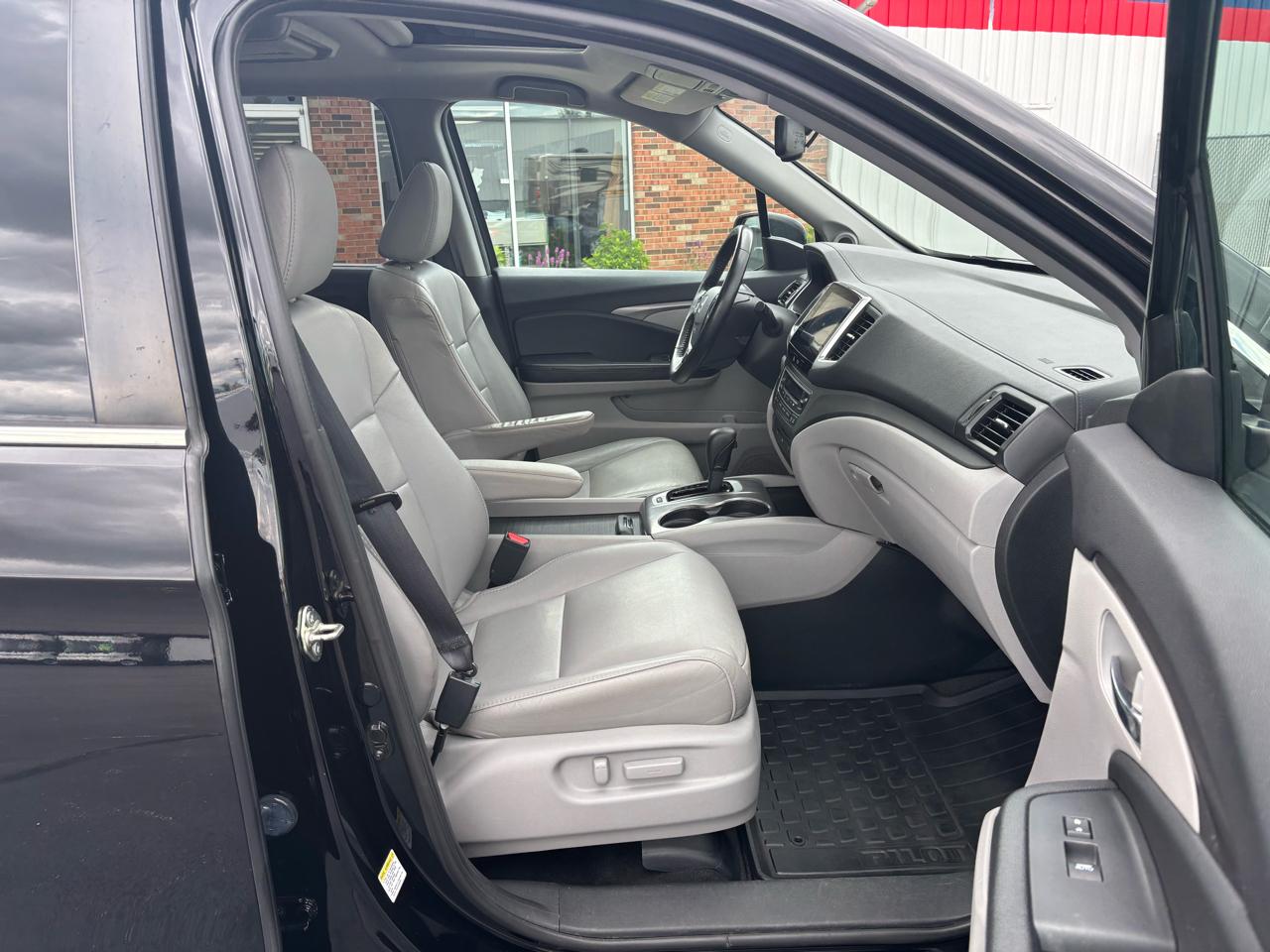 Honda Pilot AWD 4dr EX-L w/RES 2016