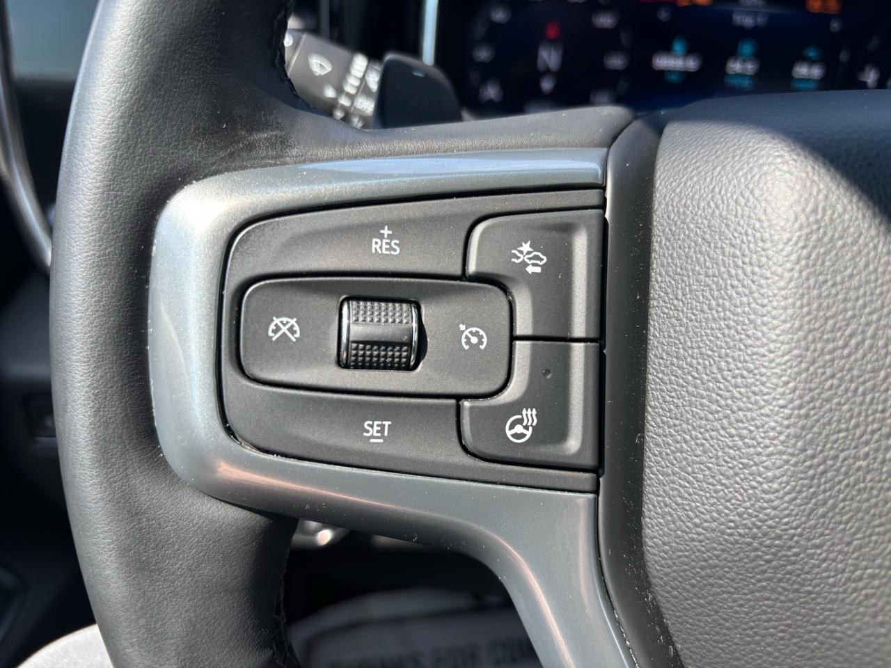 Chevrolet Silverado 1500 4WD Crew Cab 147" LT w/1LT 2023