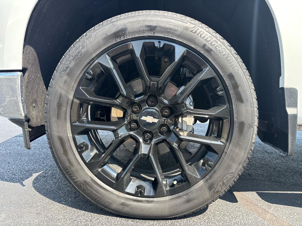 Chevrolet Silverado 1500 4WD Crew Cab 147" LT w/1LT 2023