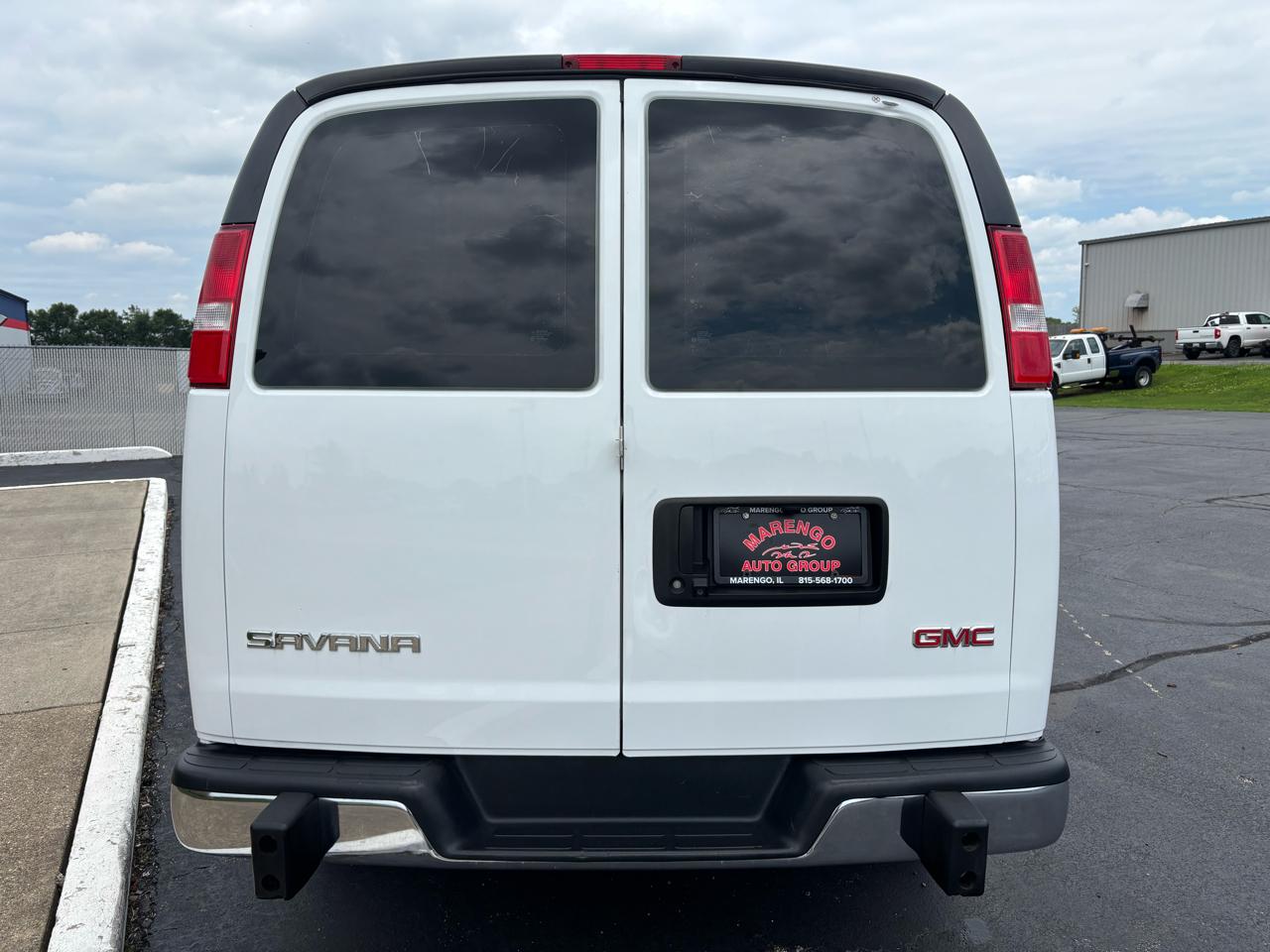 GMC Savana Cargo Van RWD 2500 135" 2020