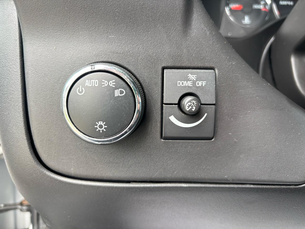 GMC Savana Cargo Van RWD 2500 135" 2020