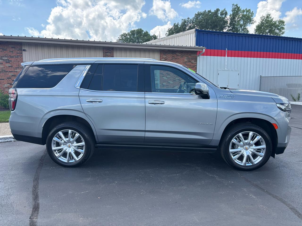 Chevrolet Tahoe 4WD 4dr High Country 2024