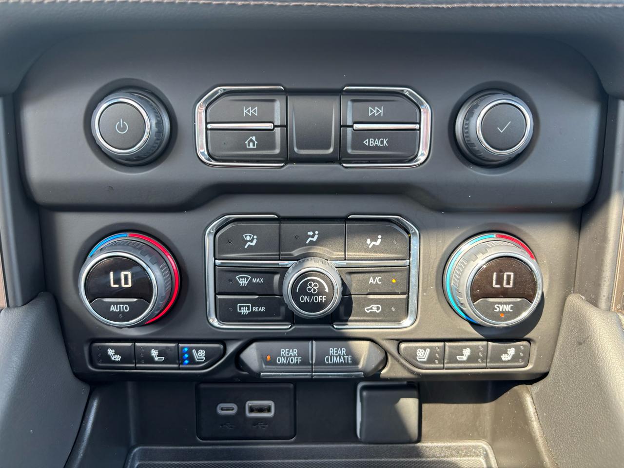 Chevrolet Tahoe 4WD 4dr High Country 2024