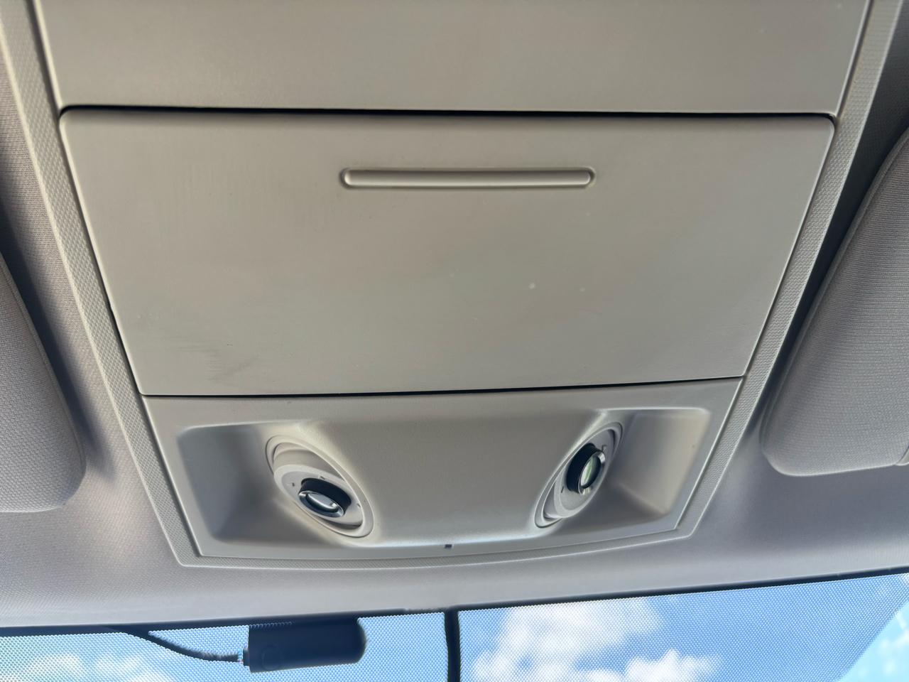 Chrysler Town & Country 4dr Wgn Touring 2013