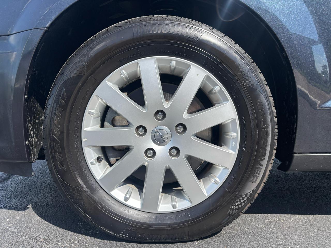 Chrysler Town & Country 4dr Wgn Touring 2013