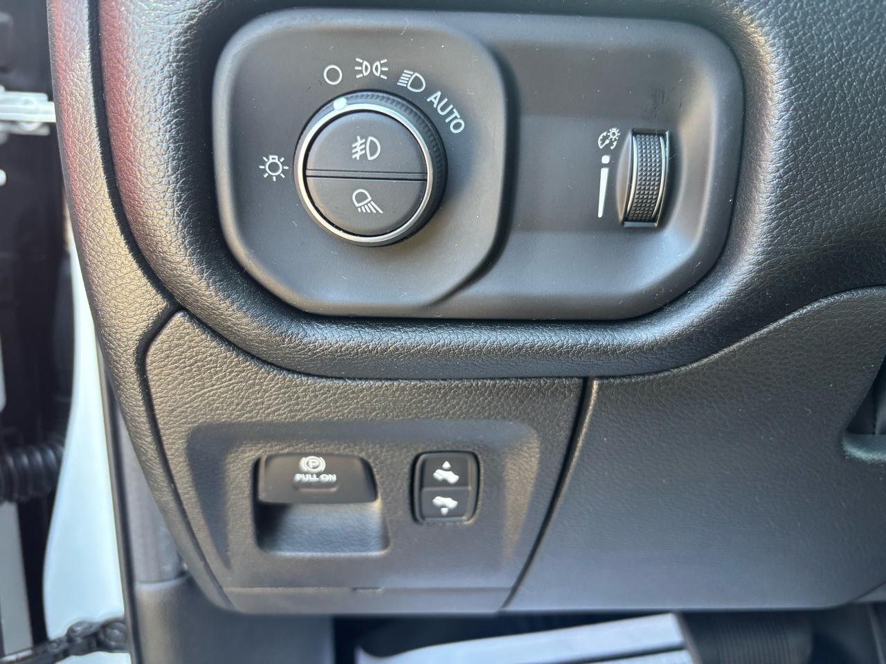 RAM 1500 Rebel 4x4 Crew Cab 5'7" Box 2022