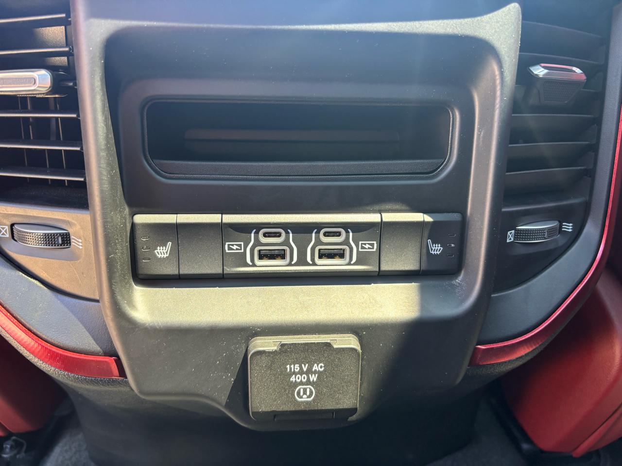 RAM 1500 Rebel 4x4 Crew Cab 5'7" Box 2022