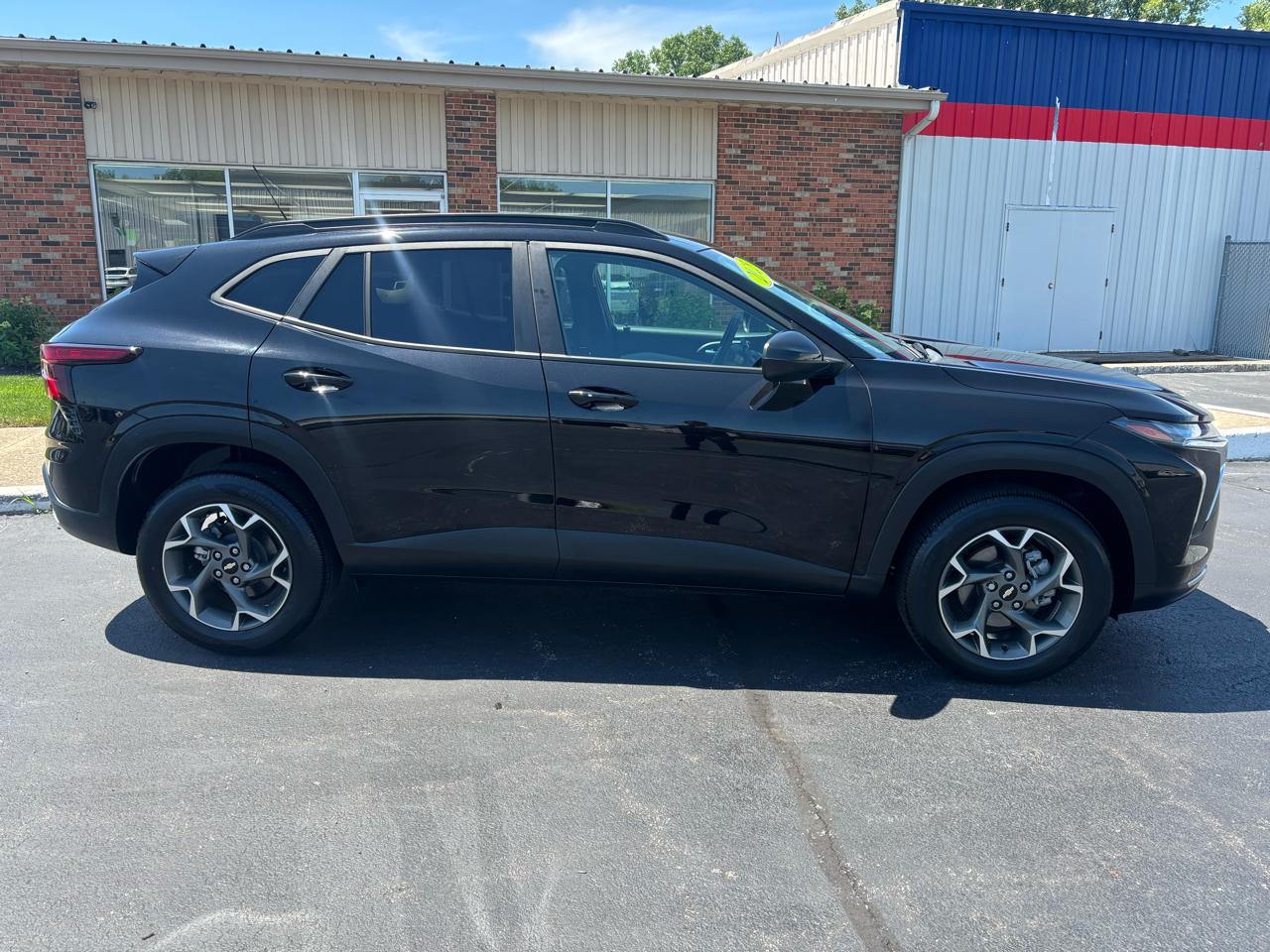 Chevrolet Trax FWD 4dr LT 2025