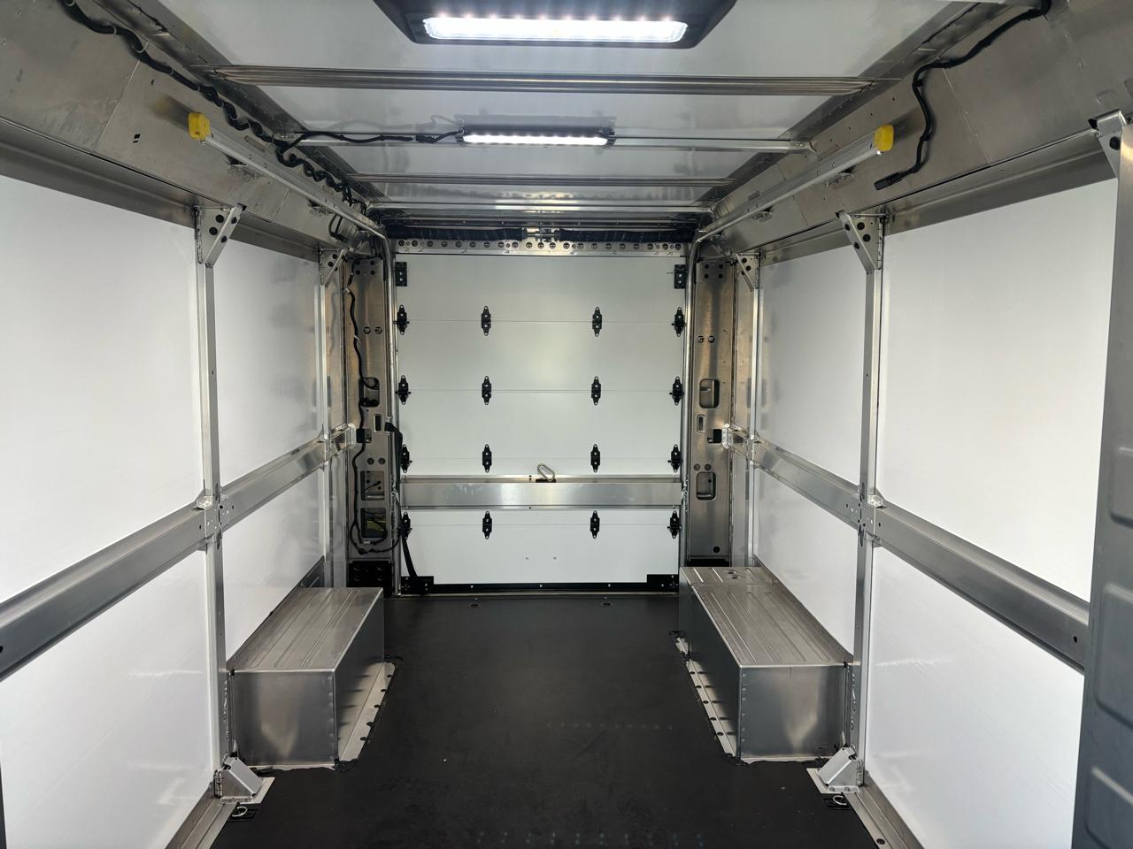 BrightDrop Zevo 600 eAWD 600 2024